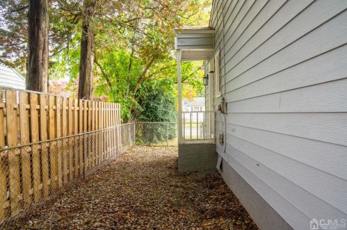 1803 Maple Ave, South Plainfield NJ  07080-4627 exterior