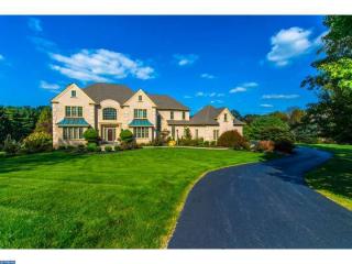 1095 Maple Hill Ln, Frazer, PA 19355-2340