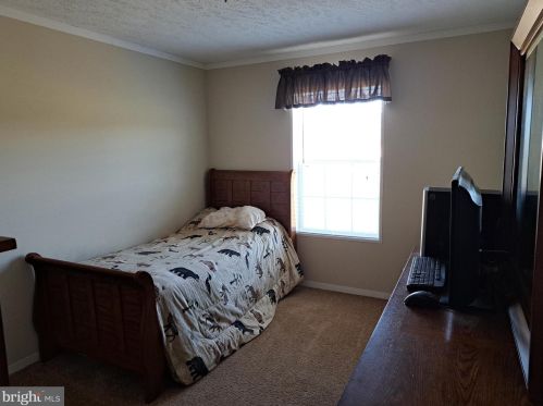 921 Fairview Rd, Richmond National Battlefiel VA  22835-5605 exterior