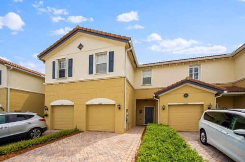 1044 Cheval Dr, Vero Beach, FL 32960-7073