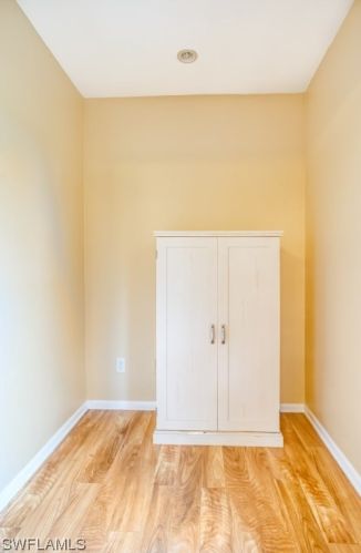 1813 Long Pt Ln, Sanibel FL 33957-2423 exterior