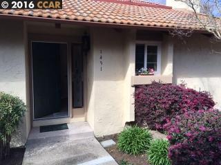 1451 Camino Peral, Moraga, CA 94556-2018