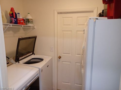 2607 56th St, Lehigh Acres, FL 33976-4812