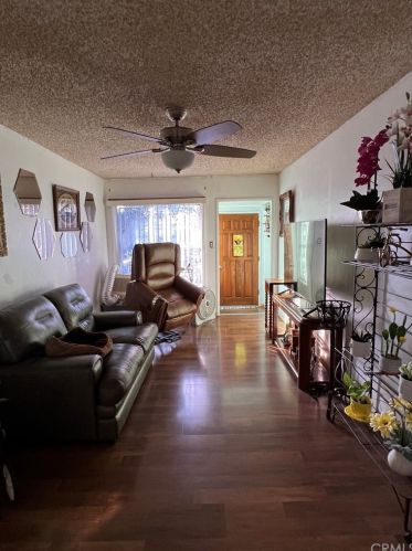 15148 Castana Ave, Paramount CA  90723-4609 exterior