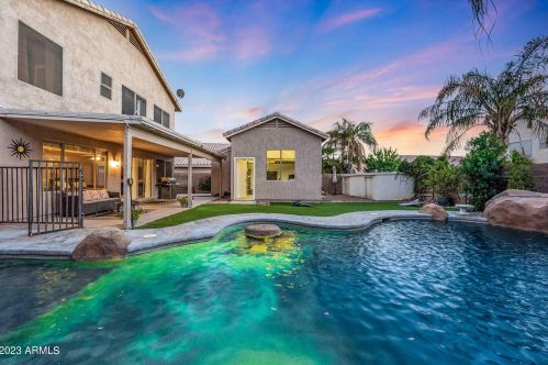 2366 Longmore St, Chandler, AZ 85224-2268