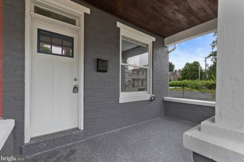 601 Seneca St, Harrisburg, PA 17110-2451