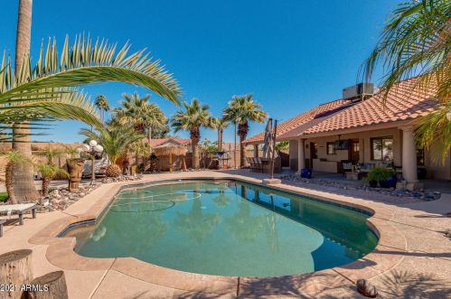 7536 Libby St, Glendale AZ 85308-8144 exterior