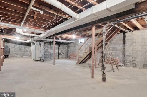 1200 Milltown Rd, Wilmington DE  19808-3004 exterior