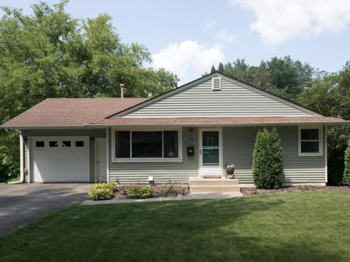 304 Greenvale Ave, Waterford MN  55057-1413 exterior