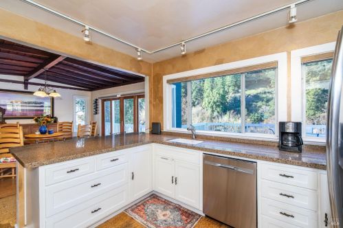 20310 Riv Blvd, Russian River CA  95462-9793 exterior