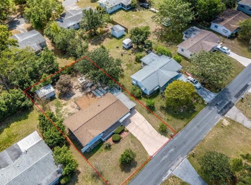 9 Davis St, Beverly Hills FL  34465-3615 exterior