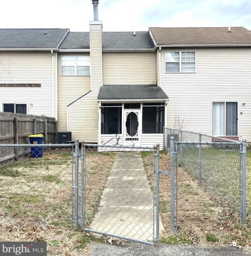 274 Green Blade Dr, Dover, DE 19904-2646