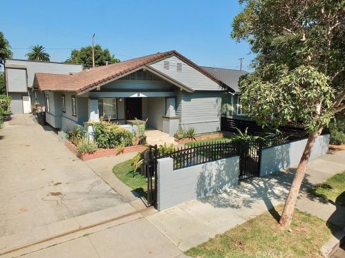 1325 8th St, Long Beach, CA 90813-4918
