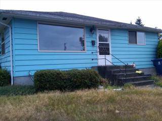 832 56th St, Tacoma, WA 98404-2302