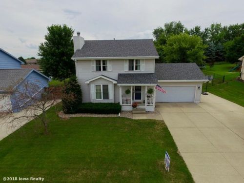 1608 Parkhill Dr, Norwalk, IA 50211-2041