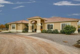 16305 Twin Acres Dr, Gilbert, AZ 85298-8433