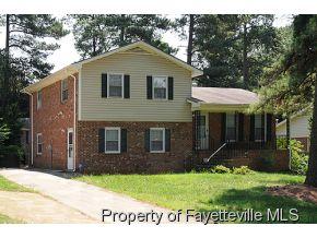 110 Ingleside Dr, Fayetteville NC  28303-2317 exterior