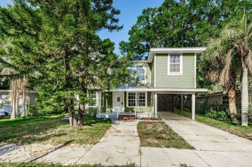309 Bath St, Tarpon Springs, FL 34689-3510