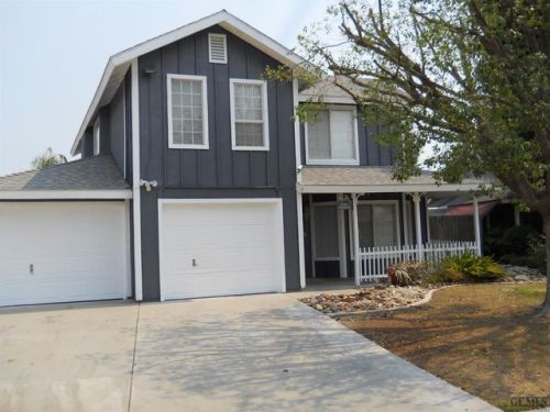 9401 Chinook Ave, Bakersfield, CA 93312-3949