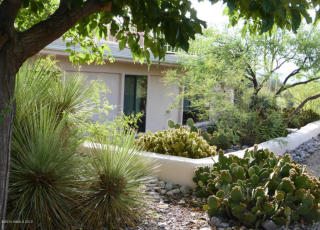 2525 H Bar M Rd, Hilltop, AZ 85632-8113