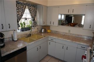 1415 Oak St, Rogers AR  72758-4130 exterior