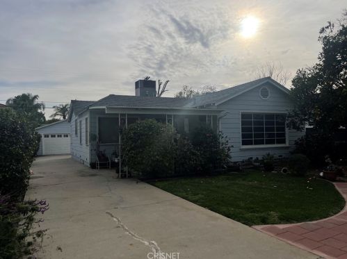 14722 Otsego St, Van Nuys, CA 91403-1439