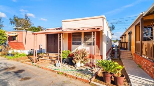 9861 Mission Blvd, Riverside, CA 92509-2518