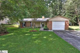 2 Oak Hollow Ct, Greenville, SC 29607-5637