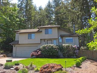 7263 Daisy St, Springfield OR  97478-7563 exterior