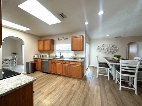 2062 Floresta Dr, Fort Pierce FL  34984-4706 exterior