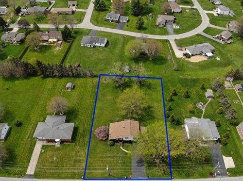 790 Wilhelm Rd, Hermitage, PA 16148-3751