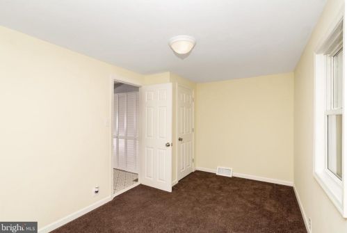 806 Pitman Ave, West Deptford NJ  08063-1324 exterior