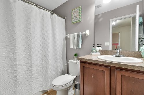 447 Stone Shadow Dr, Blacklick OH  43004-8305 exterior