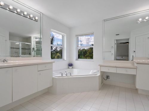 3761 144th Ave, Hollywood FL  33027-3785 exterior