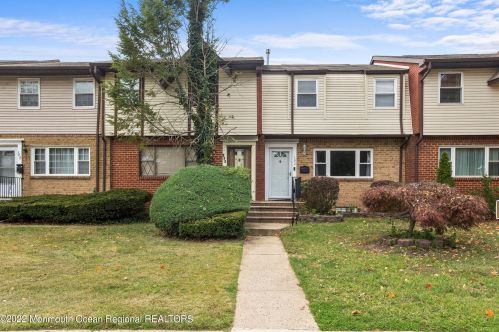 190 Lido Ct, Bricktown, NJ 08724-7122