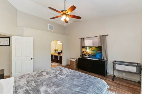 33866 Navajo Trl, Cathedral City CA  92234-4407 exterior
