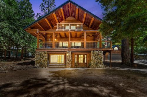 5739 Maywood Dr, Michigan Bluff CA  95631-9680 exterior