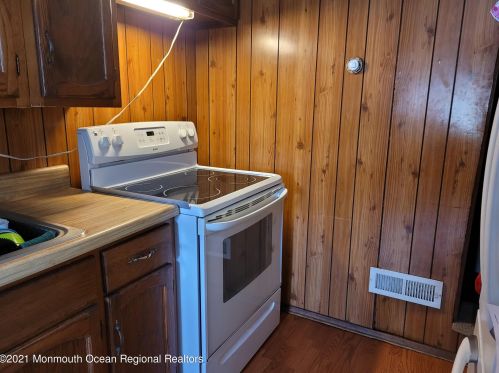 140 Sooy Place Rd, Southampton, NJ 08088-3562