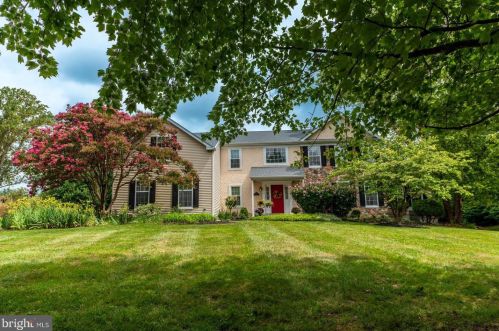 1322 Longmeadow Rd, Boothwyn, PA 19060-1734