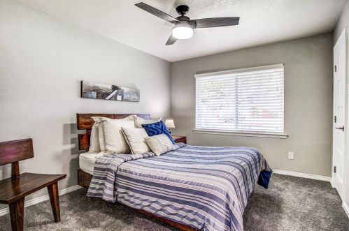 10905 Damon Ln, Dallas TX  75229-3839 exterior