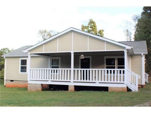 367 Carlyle Rd, Bells Cross Roads, NC 28166-8708