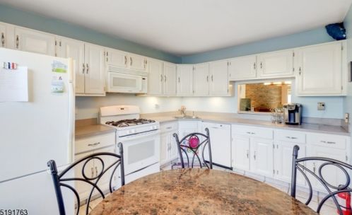 166 Gettysburg Way, Lincoln Park NJ  07035-1821 exterior