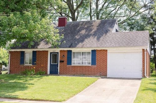 1889 Aztec Dr, Xenia, OH 45385-4201