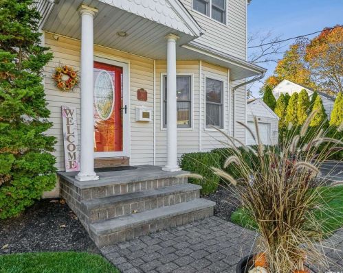 50 Avenue B, San Remo NY  11754-2505 exterior