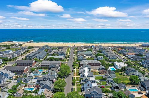 211 Ave, Belmar NJ 07719-2014 exterior