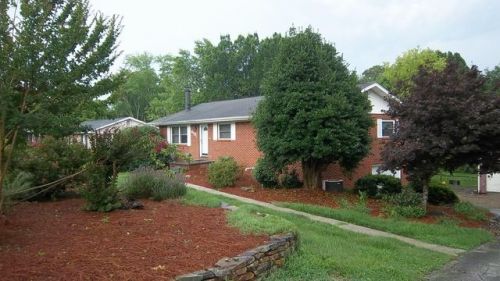 6132 New Beaver Creek Dr, Knoxville, TN 37931-2631