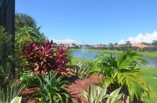 988 Glen Lake Cir, Naples, FL 34119-2313