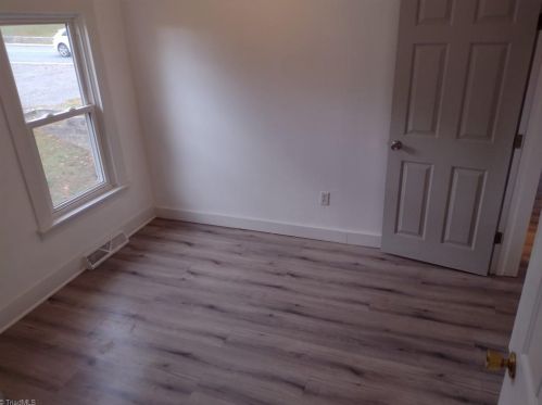 624 South St, Mount Airy NC  27030-3538 exterior