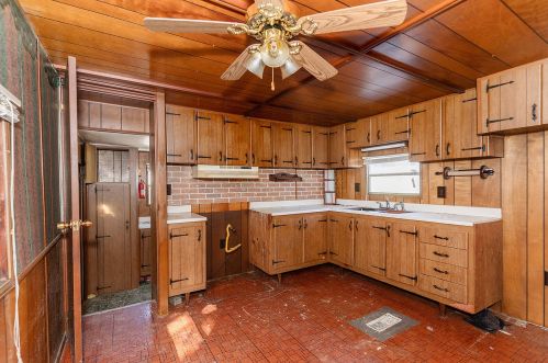 516 Main St, Covington KY  41018-2344 exterior