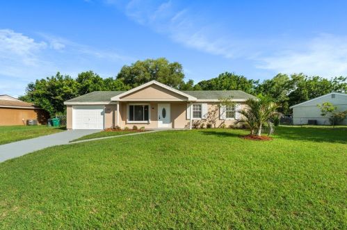 232 Kimball Cir, Fort Pierce, FL 34953-6217